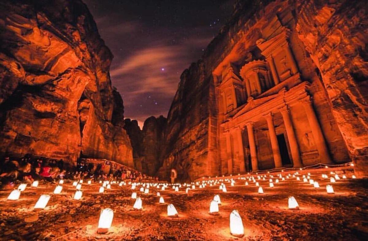 Petra Pillars Hostel Wadi Musa Buitenkant foto